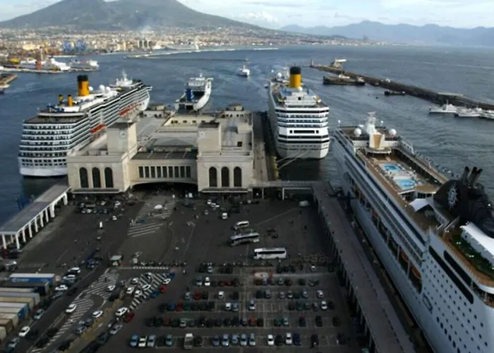 EasyhomeinnaplesHotel Napoli